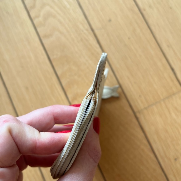 FURLA Leather Cat Coin Purse in Beige (Rare) - Picture 6 of 7